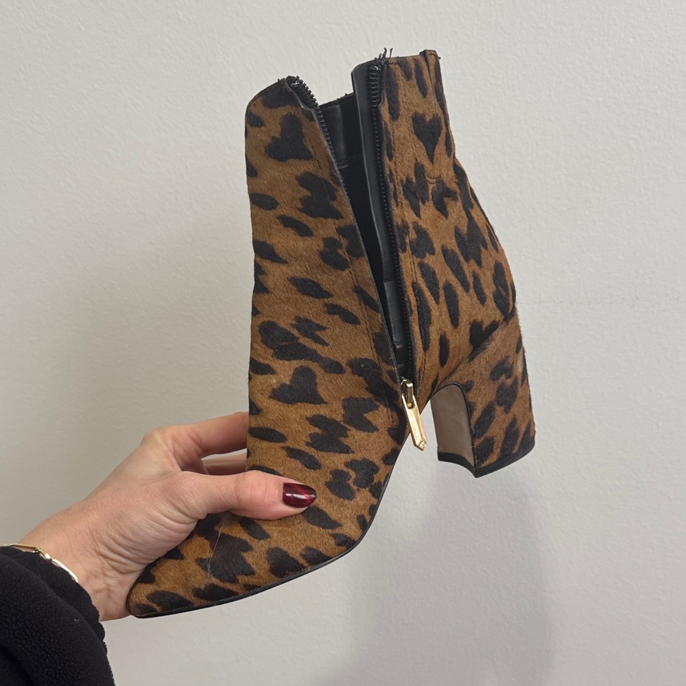 Sam Edelman Brown and Black Ankle Booties - Picture 4 of 6